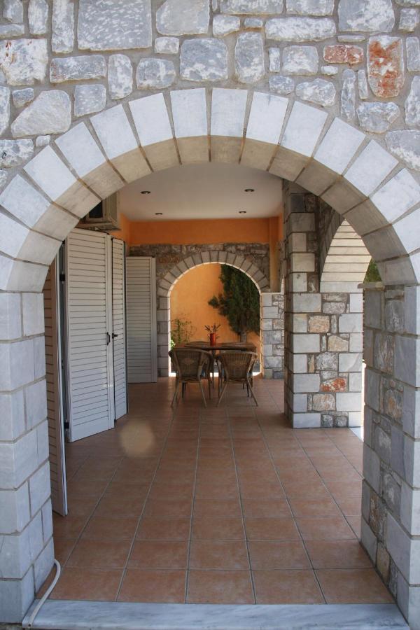 Sea And Mountain View Villa Kalamata Exterior foto
