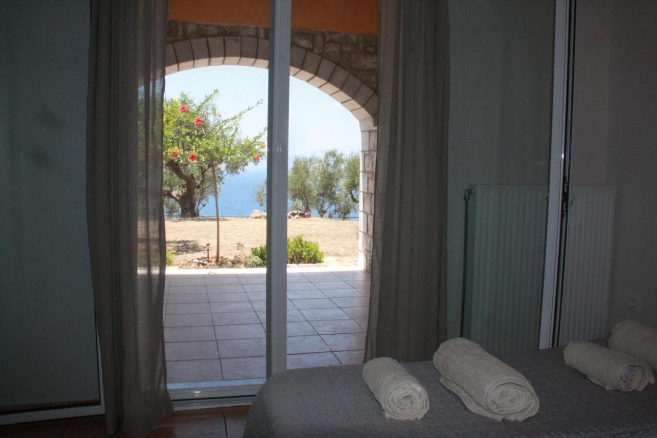 Sea And Mountain View Villa Kalamata Exterior foto