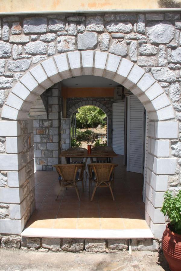 Sea And Mountain View Villa Kalamata Exterior foto